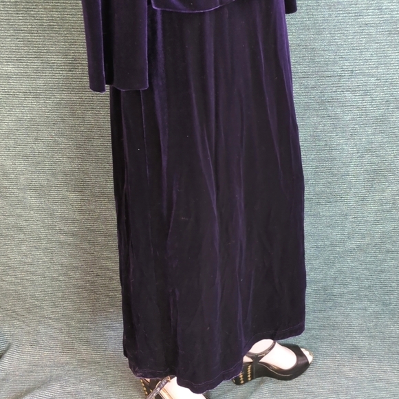 Vintage Karin Stevens Purple Velvet Maxi-Dress With Jacket - Picture 13 of 17